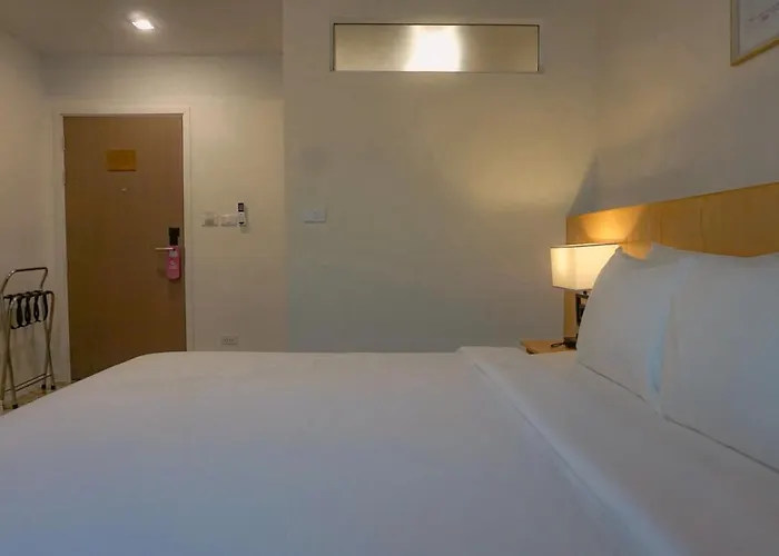 Ago Chinatown Hotel 3*