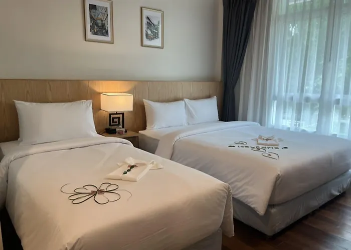 Ago Chinatown Hotel 3*
